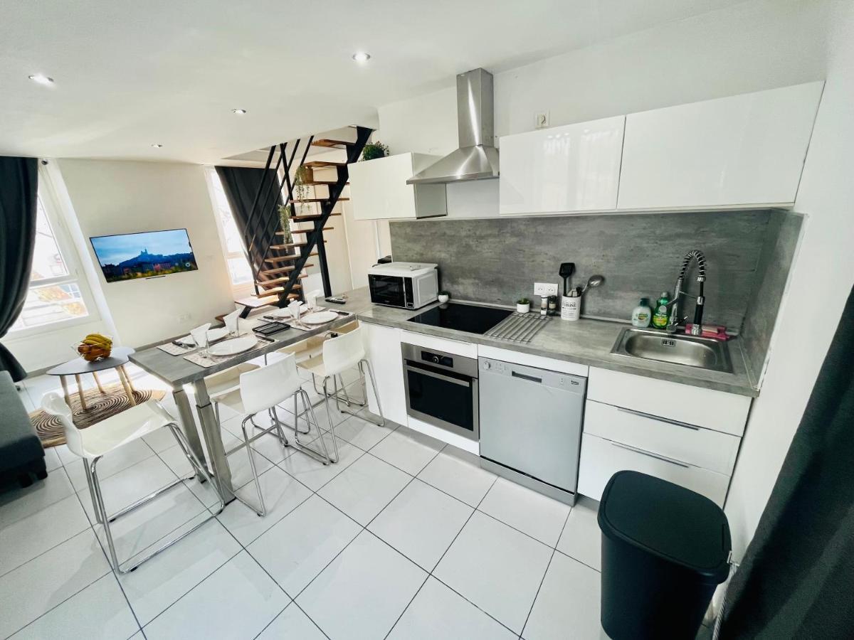 Superbe Duplex Design Neuf 2 Chambres, Climatise Tout Confort, Facile D,Acces Stationnement Gratuit Marsiglia Esterno foto