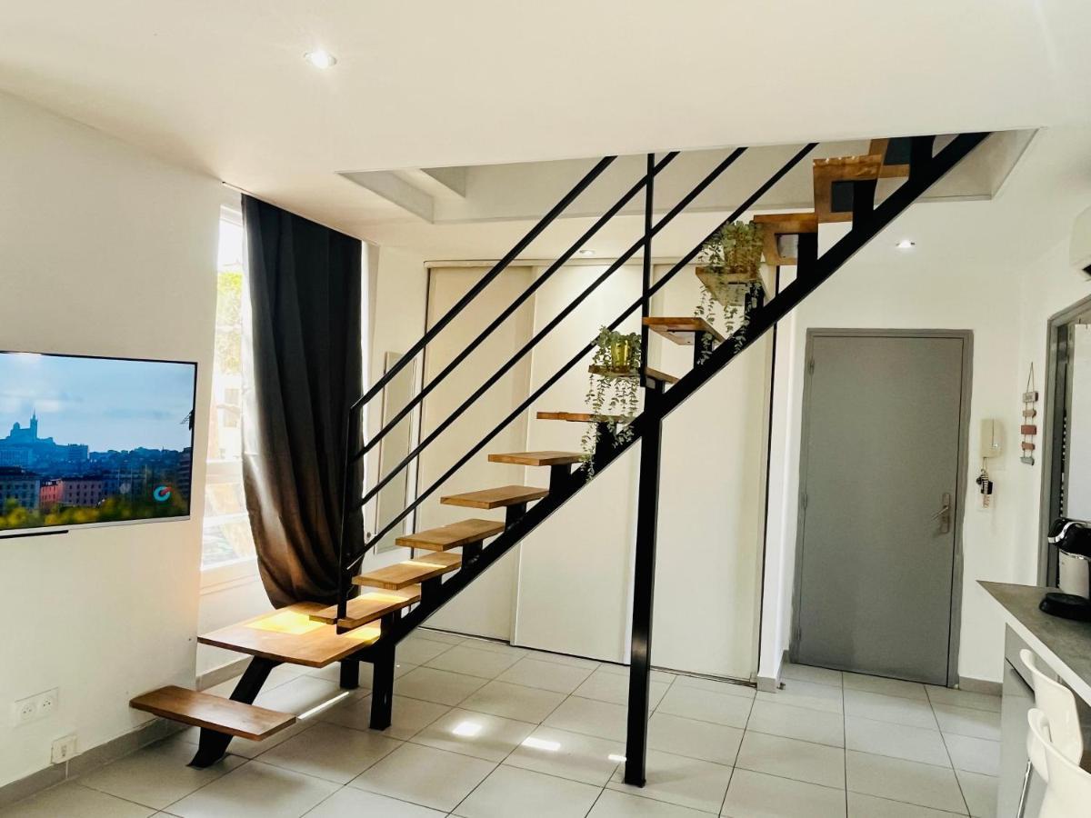 Superbe Duplex Design Neuf 2 Chambres, Climatise Tout Confort, Facile D,Acces Stationnement Gratuit Marsiglia Esterno foto