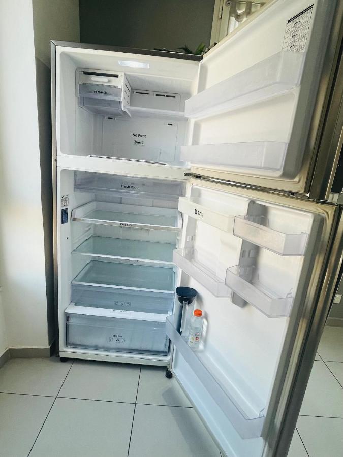 Superbe Duplex Design Neuf 2 Chambres, Climatise Tout Confort, Facile D,Acces Stationnement Gratuit Marsiglia Esterno foto